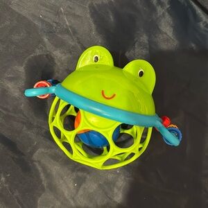 Oball Easy Grasp Jingle & Shake Pal BPA-Free Infant Toy Rattle, Green, Unisex